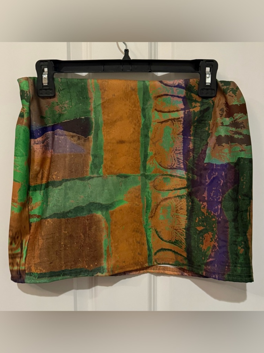 PrettyLittleThing Multi Color Corset Top and Skirt Set. - Picture 5 of 9